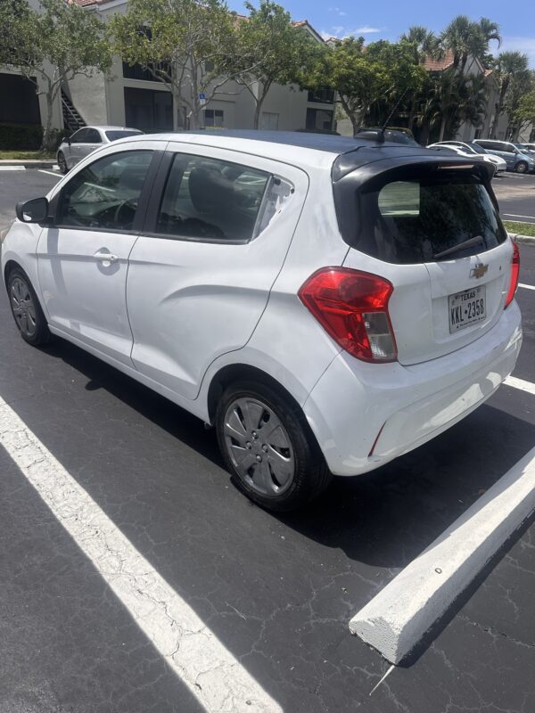 CHEVROLET SPARK LT - Imagen 4