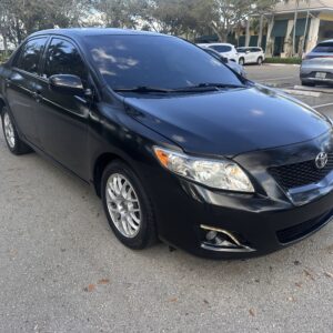 TOYOTA COROLLA LE 2010