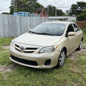 TOYOTA COROLLA LE